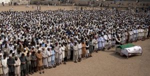 Cenazenin yıkanması ve Müslümanların cenaze namazlarını kılmaları